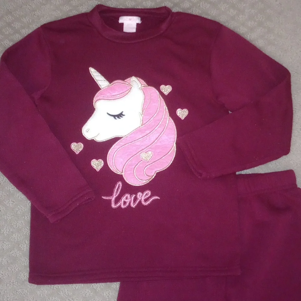 Girl Burgundy Fleece 🦄 Set